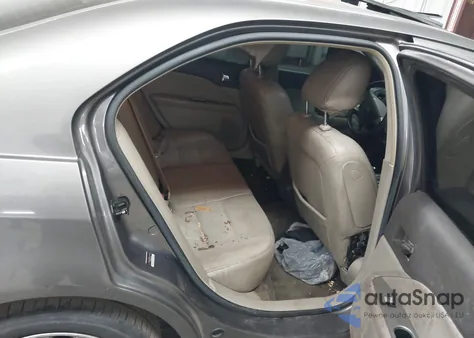 2010 Ford Fusion Hybrid z USA, uszkodzony, nr VIN 3FADP0L32AR361496